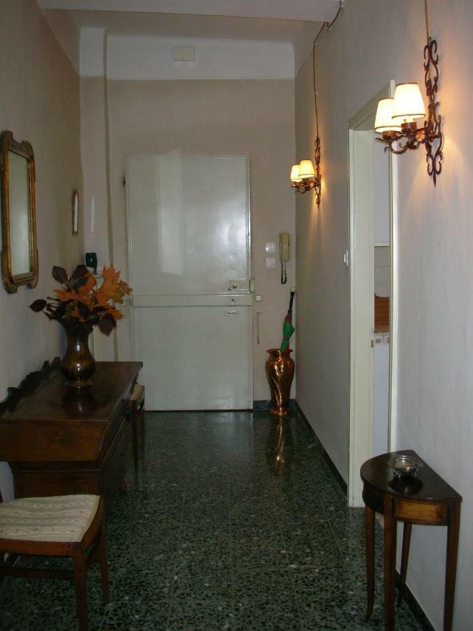 Nice Apartments In Downtown Болонья Екстер'єр фото