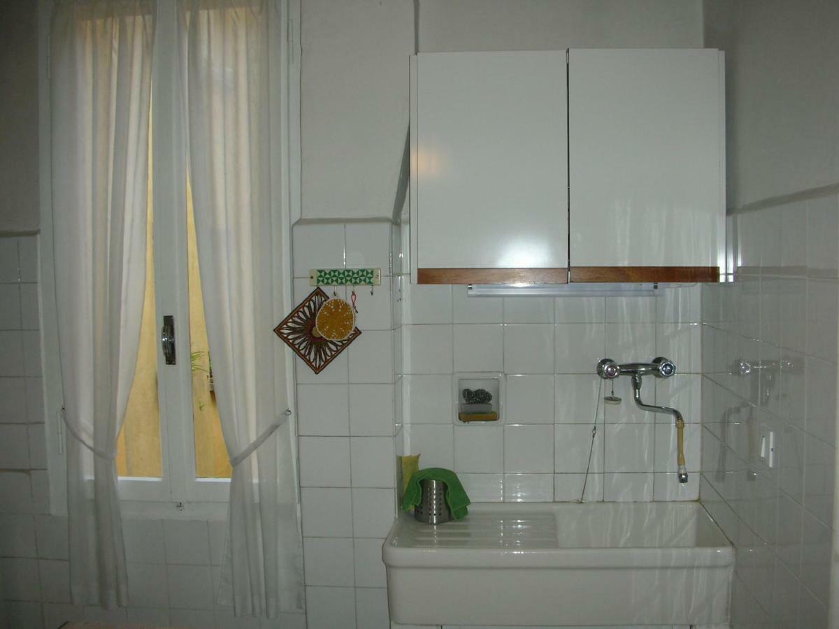 Nice Apartments In Downtown Болонья Екстер'єр фото