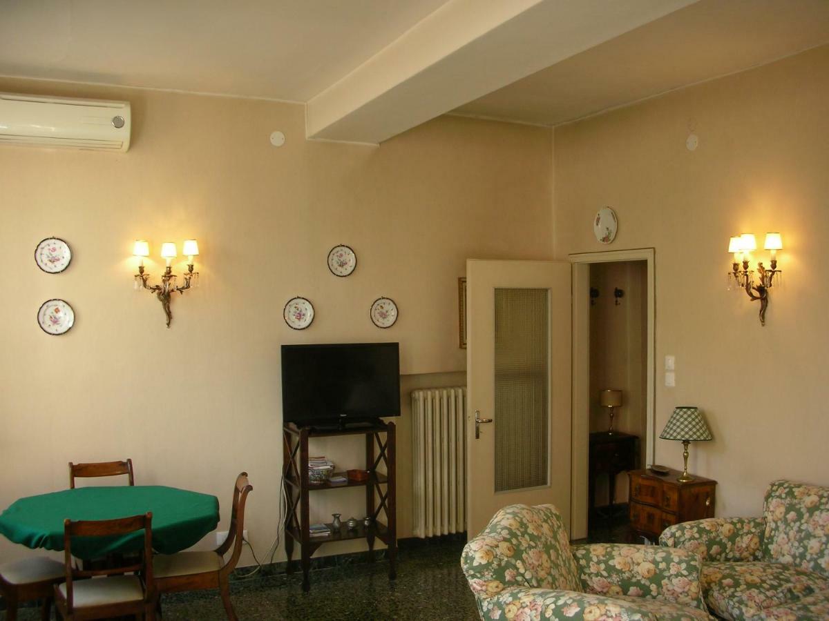 Nice Apartments In Downtown Болонья Екстер'єр фото
